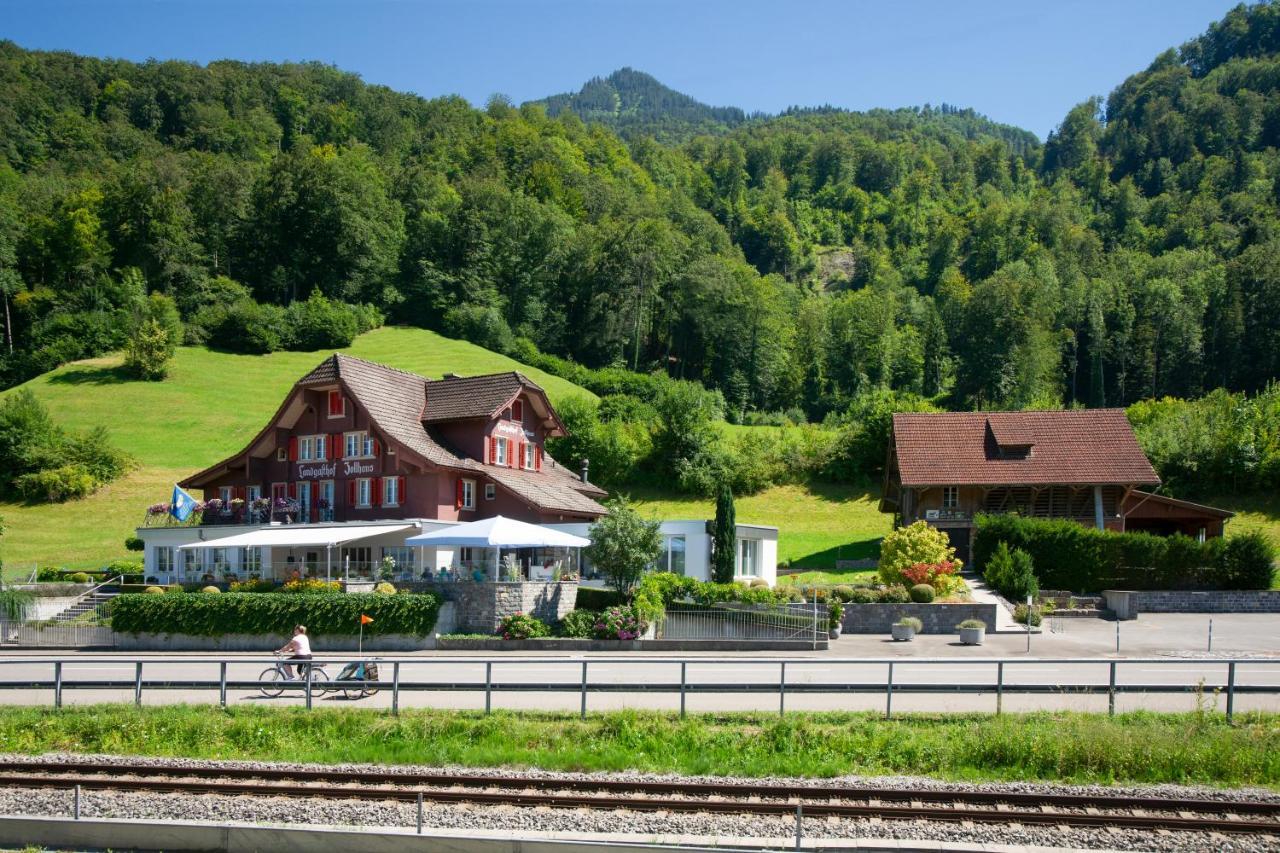Landgasthof Zollhaus Sachseln Exterior foto
